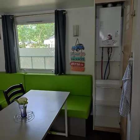 مكان تخييم Mobil-home *